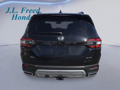 2025 Honda Pilot Elite