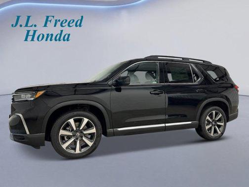 2025 Honda Pilot Touring 8-Passenger