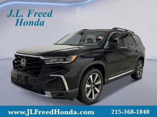 2025 Honda Pilot Touring 8-Passenger