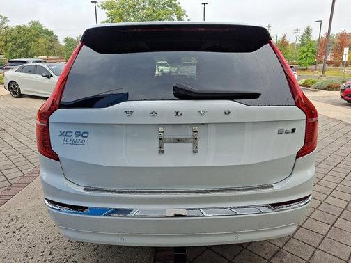 2024 Volvo XC90 B6 Plus Bright Theme 7-Seater