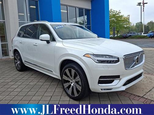 2024 Volvo XC90 B6 Plus Bright Theme 7-Seater