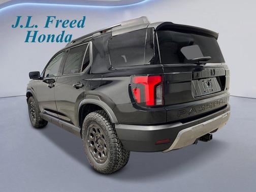 NH-731P/CRYSTAL BL 2026 Honda Passport AWD TrailSport Elite Blackout