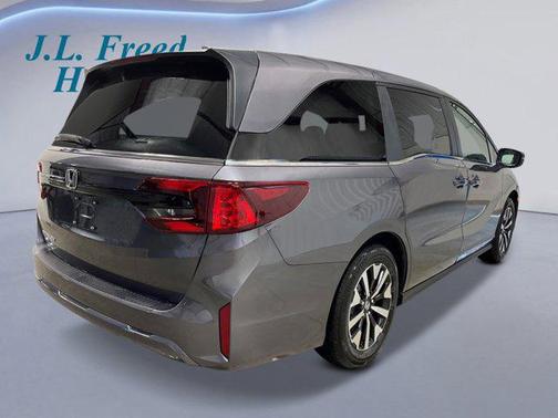 Modern Steel Metallic 2026 Honda Odyssey EX-L