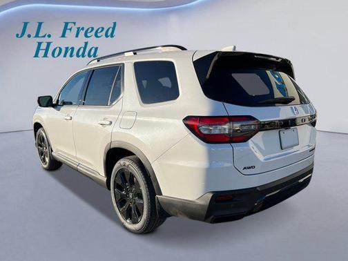 Platinum White Pearl 2026 Honda Pilot Black Edition