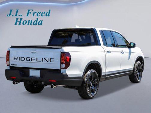 2025 Honda Ridgeline Black