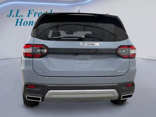 2025 Honda Pilot Elite