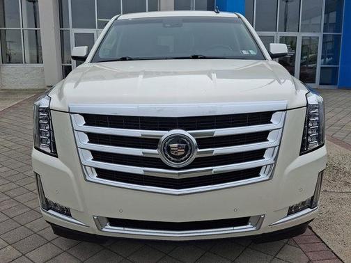 White Diamond Pearl 2015 Cadillac Escalade Premium