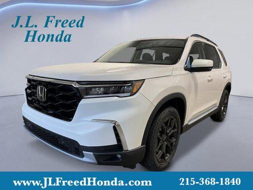 2025 Honda Pilot Touring 8-Passenger