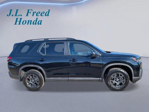 2026 Honda Pilot TrailSport