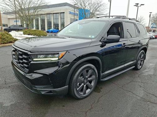 2023 Honda Pilot AWD Sport