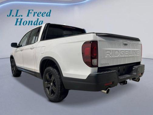 Platinum White Pearl 2026 Honda Ridgeline Black
