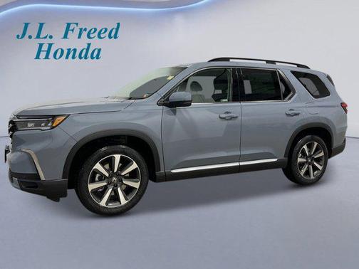 2025 Honda Pilot Touring 8-Passenger