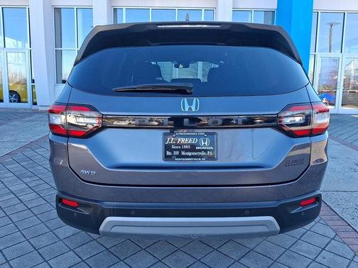 2023 Honda Pilot AWD EX-L 8 Passenger