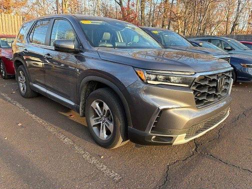 2023 Honda Pilot AWD EX-L 8 Passenger