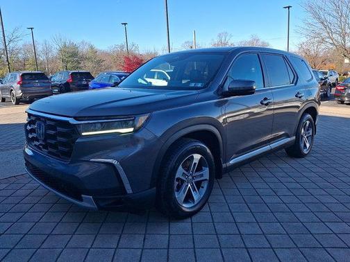 2023 Honda Pilot AWD EX-L 8 Passenger