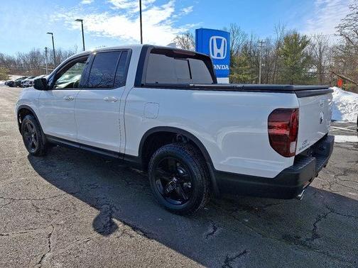 2023 Honda Ridgeline Black