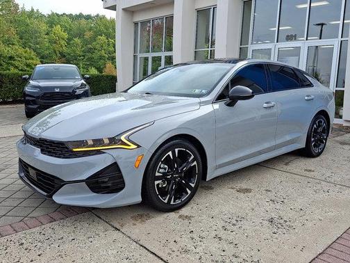 2024 Kia K5 GT-Line