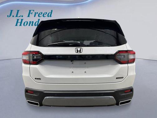 2026 Honda Pilot Touring 8-Passenger