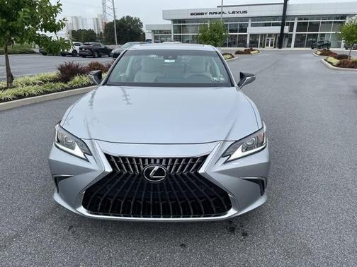 2025 Lexus ES 300h Base