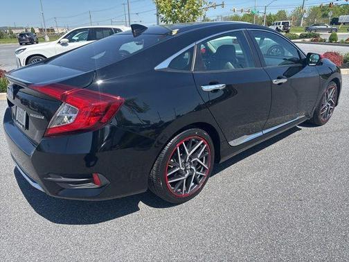 Crystal Black Pearl 2019 Honda Civic Touring