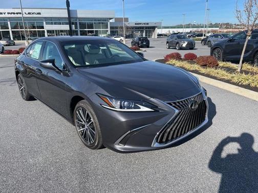 2025 Lexus ES 350 Base