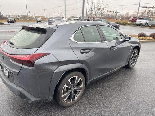 2024 Lexus UX 250h Base