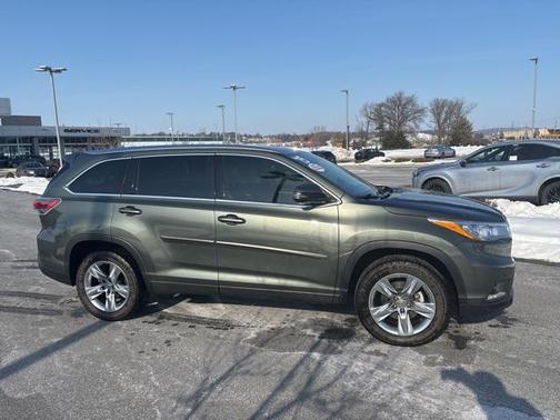 2015 Toyota Highlander Limited