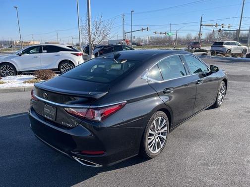 2021 Lexus ES 350 Base
