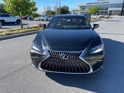 2025 Lexus ES 350 Ultra Luxury