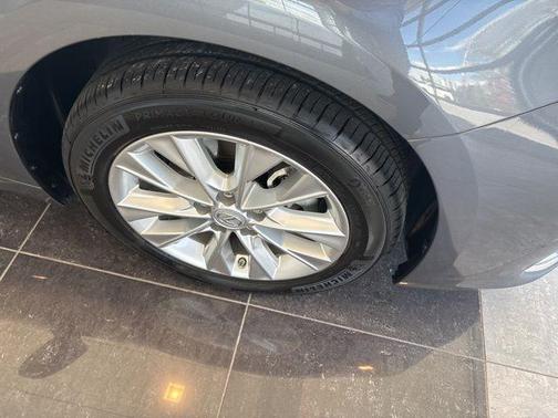 Nebula Gray Pearl 2013 Lexus ES 300h Base