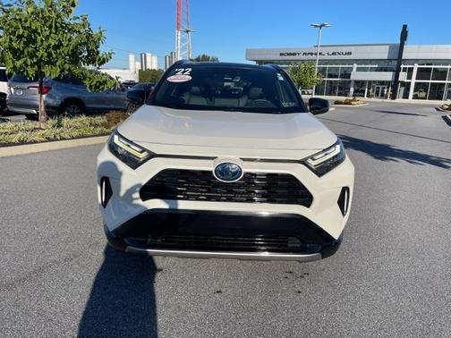 2022 Toyota RAV4 Hybrid SE