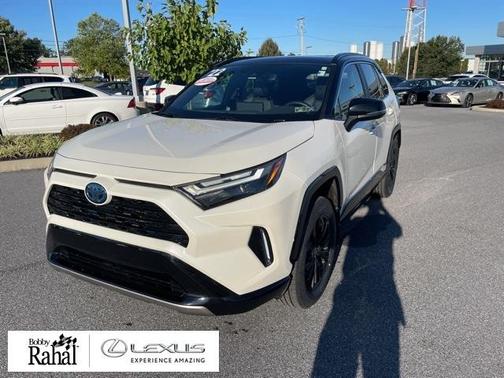 2022 Toyota RAV4 Hybrid SE