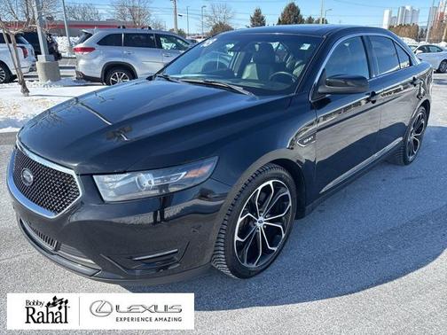 2018 Ford Taurus SHO