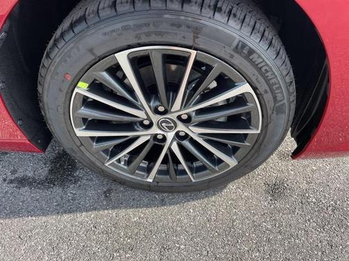 2025 Lexus ES 300h Base