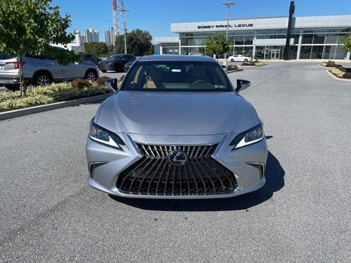 2025 Lexus ES 300h Base