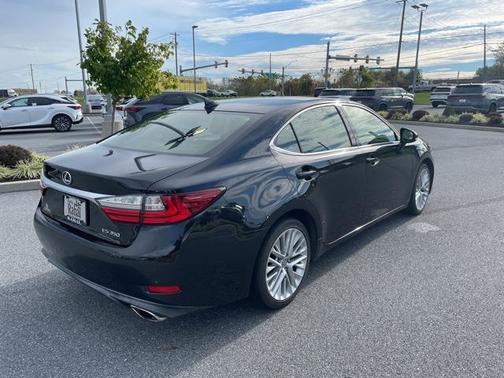 2016 Lexus ES 350 Base