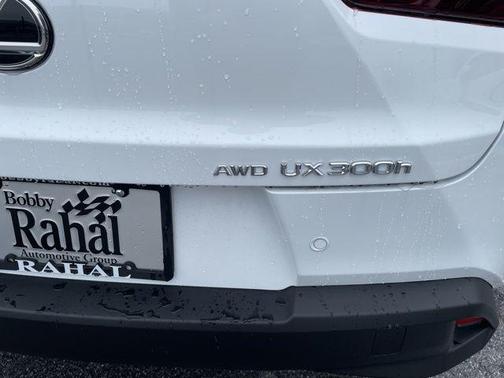 2026 Lexus UX 300h Premium