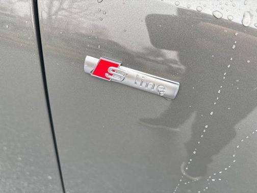 2024 Audi A4 45 S line Premium Plus