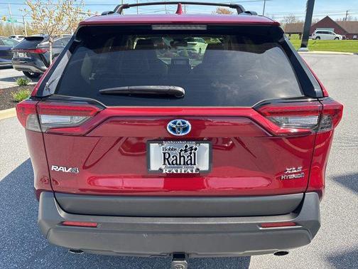 2023 Toyota RAV4 Hybrid XLE Premium