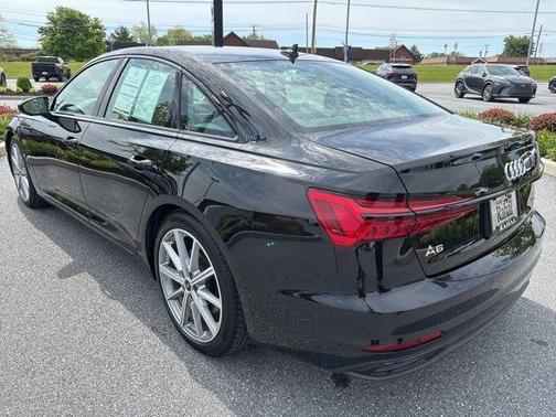 Mythos Black Metallic 2025 Audi A6 45 Premium