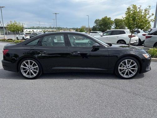 Mythos Black Metallic 2025 Audi A6 45 Premium