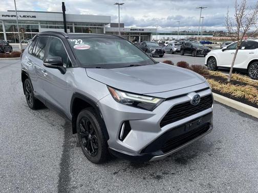 2022 Toyota RAV4 Hybrid SE