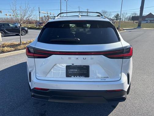 2025 Lexus NX 350h Premium