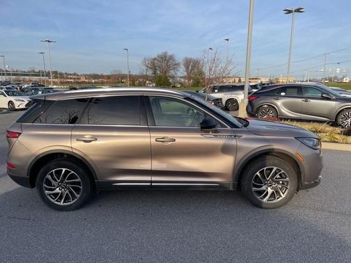 2021 Lincoln Corsair Standard