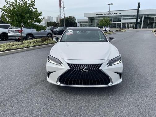 2025 Lexus ES 350 Ultra Luxury