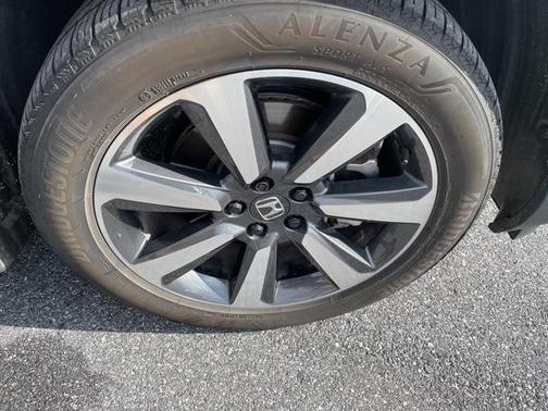 2023 Honda Pilot AWD Elite