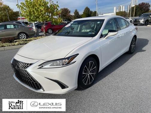2025 Lexus ES 300h Base