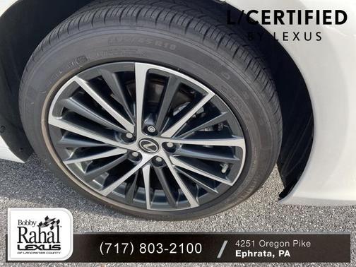 2025 Lexus ES 300h Base