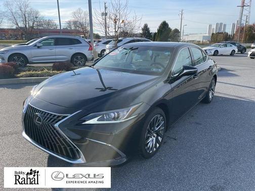 2024 Lexus ES 300h Luxury