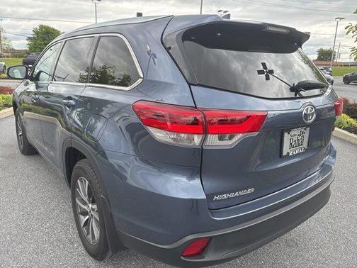 Shoreline Mist 2017 Toyota Highlander XLE